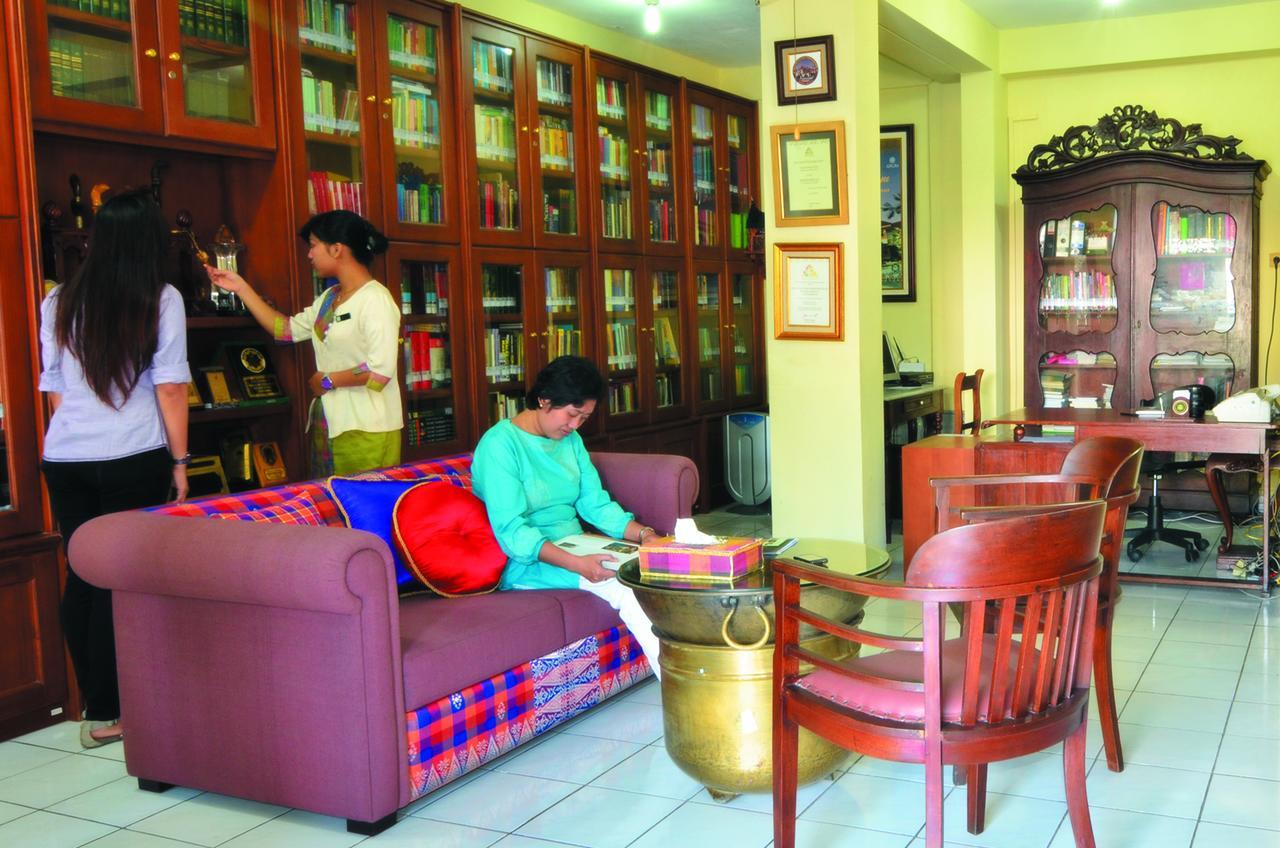 Balai Melayu Hotel Jogjacarta Exterior foto
